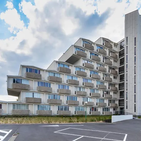 アパート Spacious Studio In With A Balcony デ ハーン