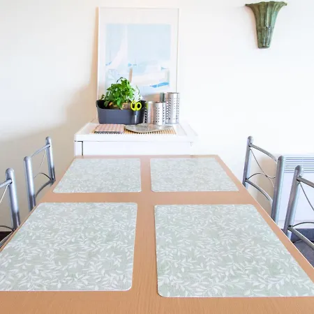 アパート Spacious Studio In With A Balcony *